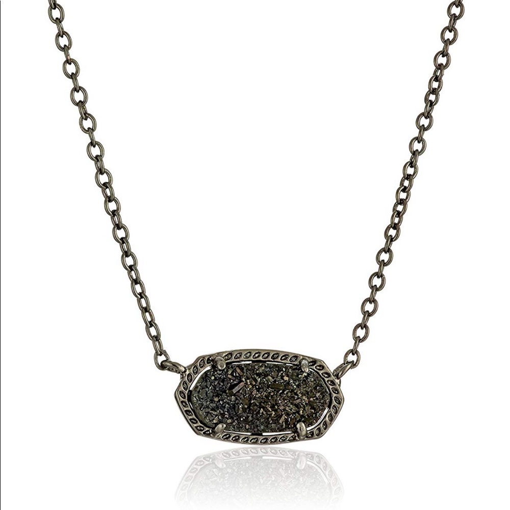 Black Kendra Scott necklace